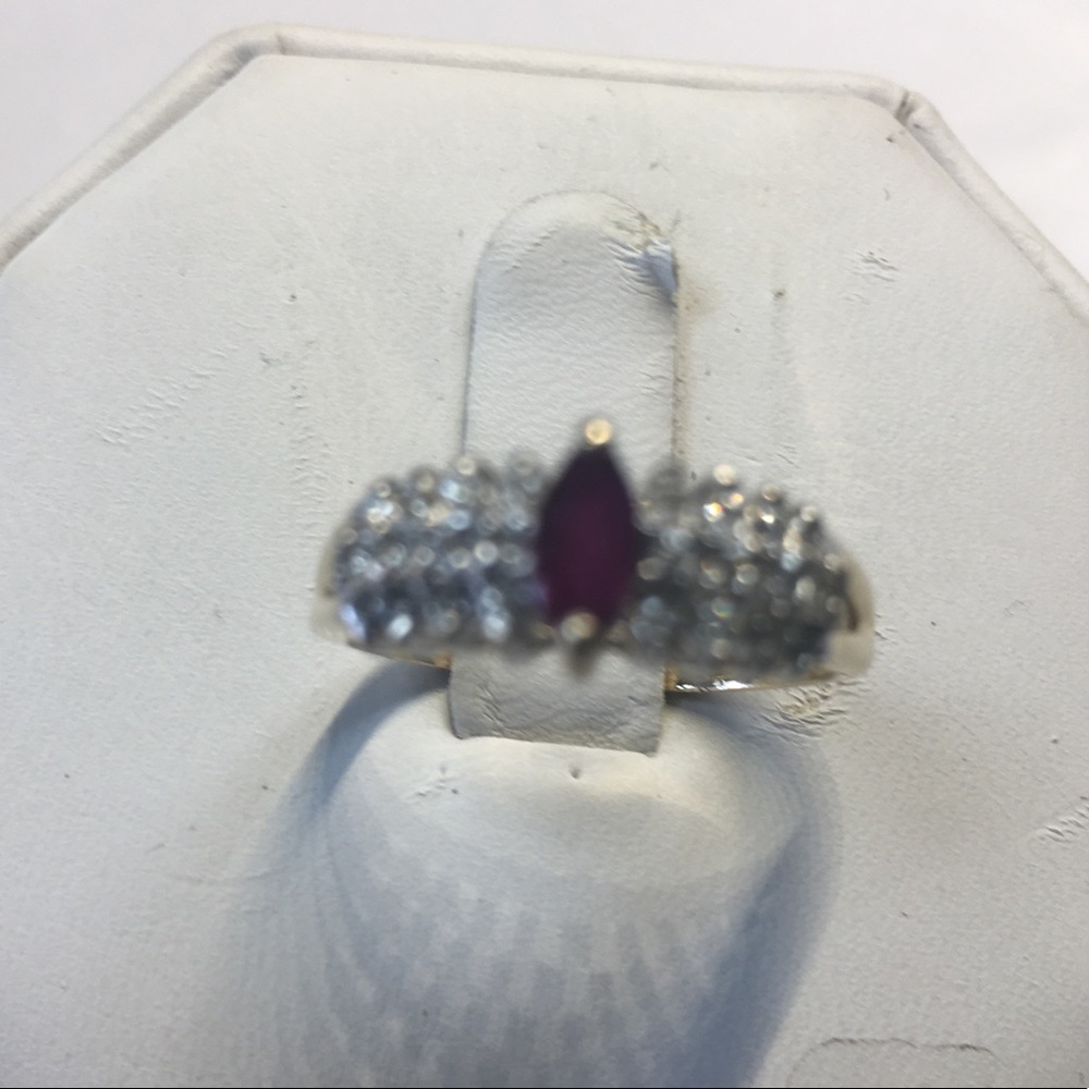 14K yellow gold diamonds ruby ring - Picture 2 of 8
